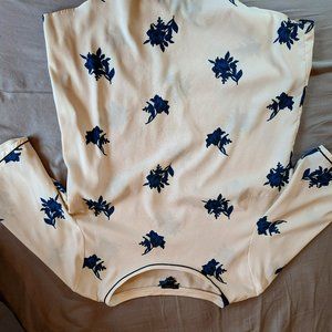 Ann Taylor Cream Blue Flower Top - L